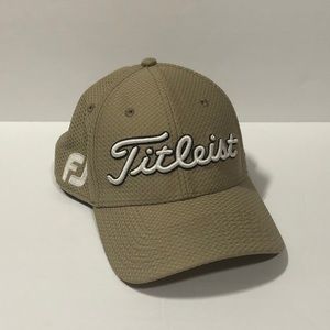 Titleist FootJoy Pro V1 cap